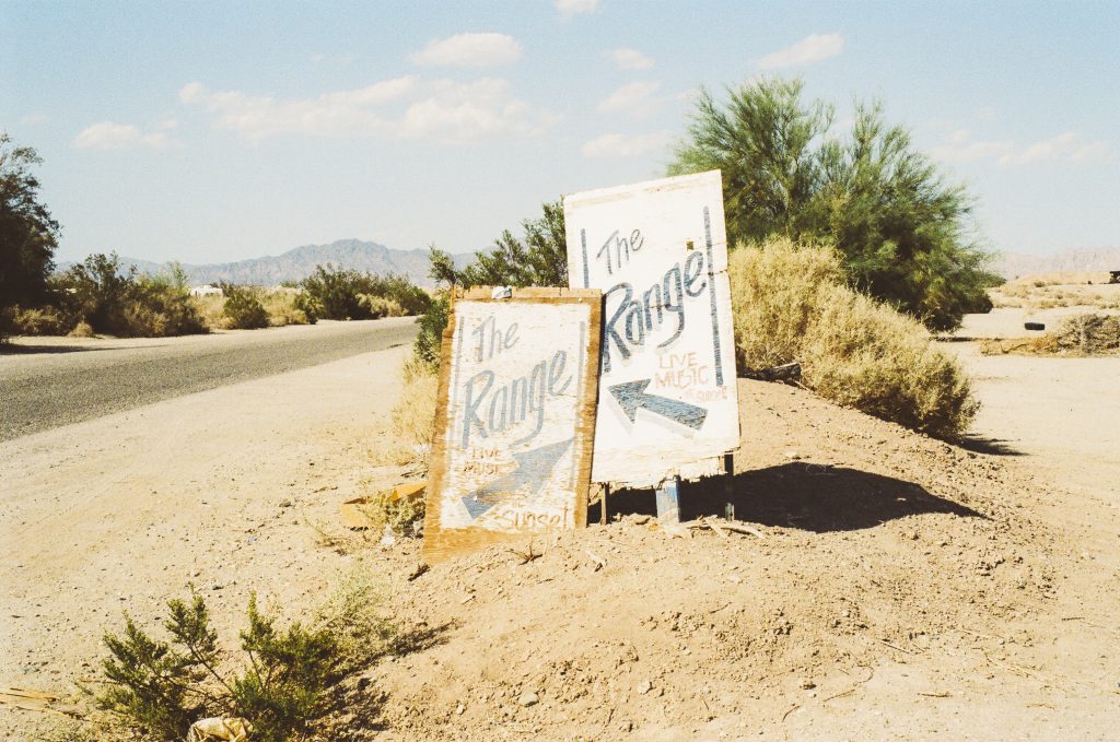 road-sign-range
